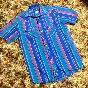 Wrangler Blue and Red Striped Casual Shirt